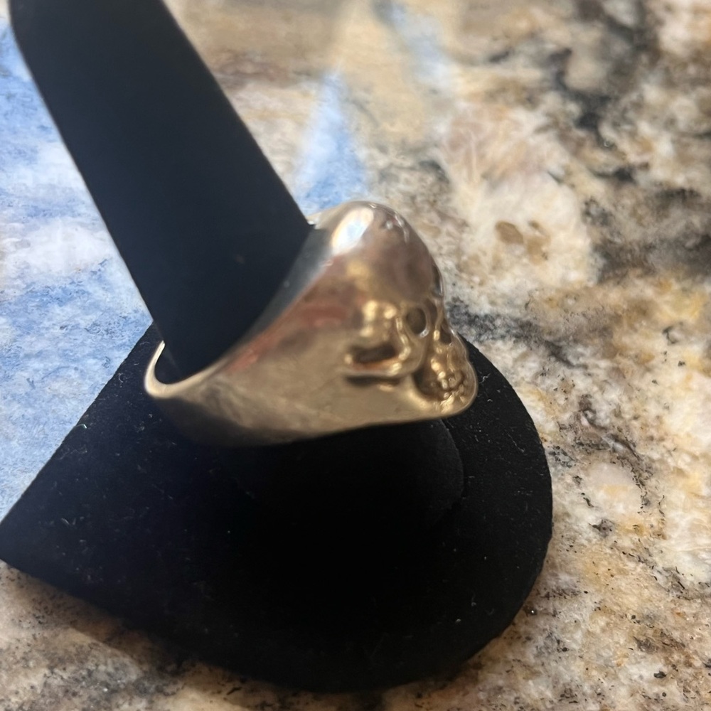 Sterling Silver Skull Ring - Picture 5 of 5